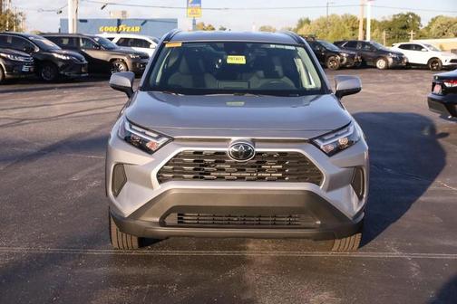 2025 Toyota RAV4 Hybrid XLE