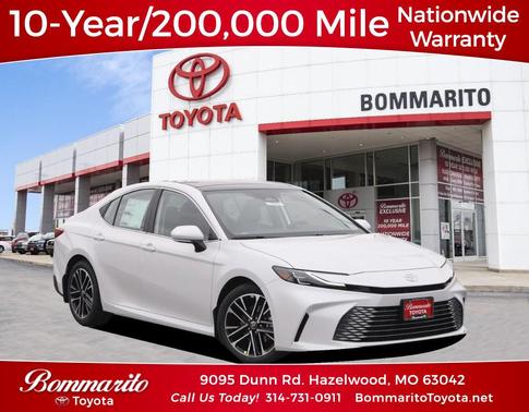 Wind Chill Pearl 2026 Toyota Camry XLE