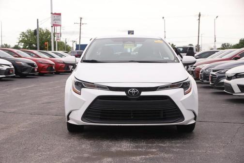 Ice 2024 Toyota Corolla LE