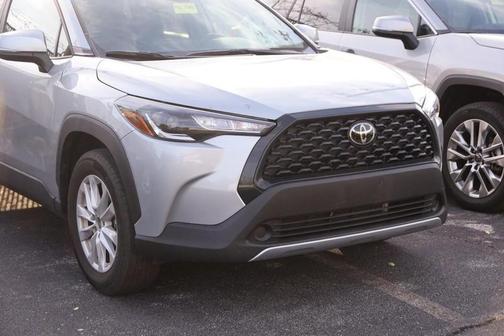 2024 Toyota Corolla Cross LE