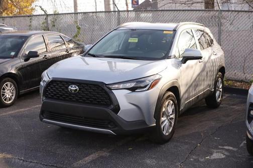 2024 Toyota Corolla Cross LE