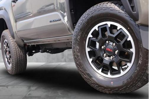2025 Toyota Tacoma TRD Off Road