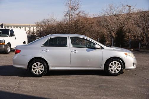 2009 Toyota Corolla LE