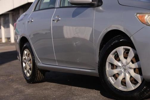 2009 Toyota Corolla LE