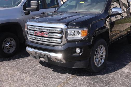 Onyx Black 2018 GMC Canyon SLT