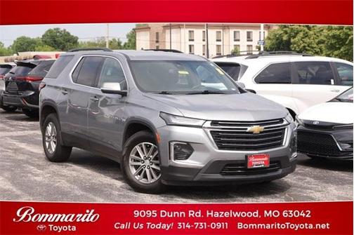 2023 Chevrolet Traverse LT Cloth