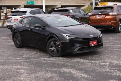 2025 Toyota Prius XLE