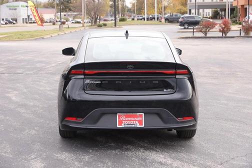 2025 Toyota Prius XLE