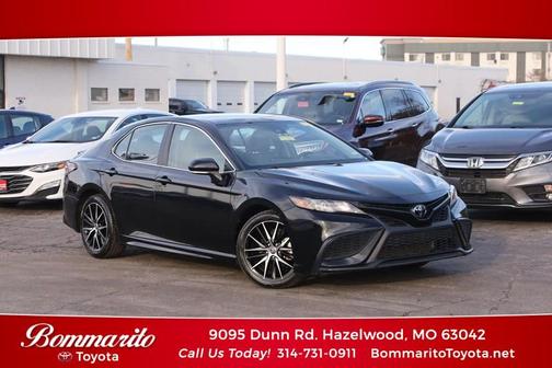 2024 Toyota Camry SE