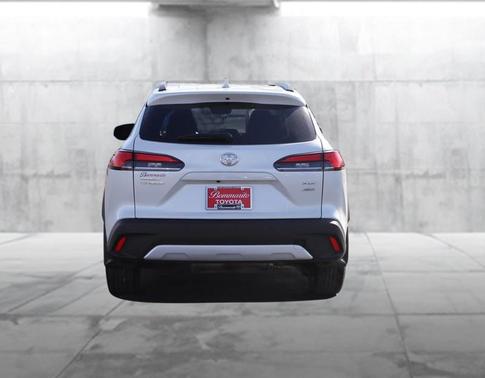 2024 Toyota Corolla Cross XLE