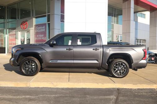 2026 Toyota Tundra Hybrid Platinum
