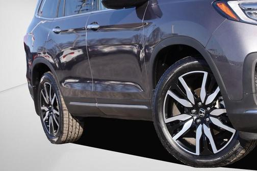 2022 Honda Pilot Touring 8-Passenger