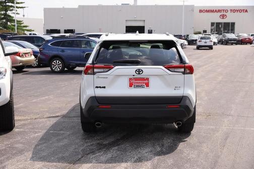 Pearl 2025 Toyota RAV4 Hybrid XLE Premium