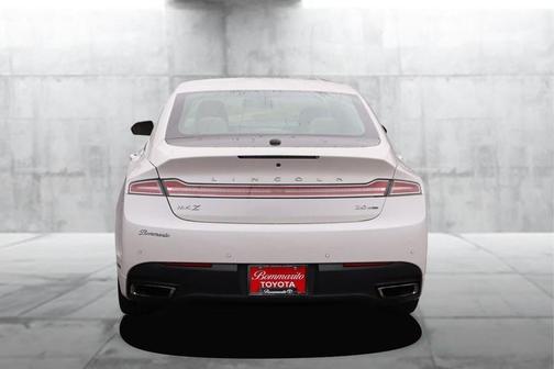 2016 Lincoln MKZ Base