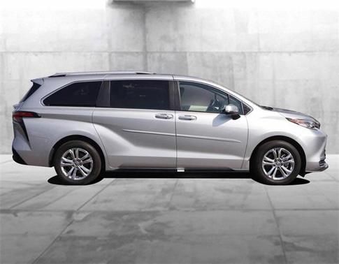 2023 Toyota Sienna Platinum 7 passenger