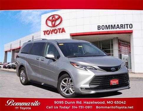 2023 Toyota Sienna Platinum 7 passenger