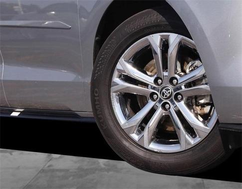 2023 Toyota Sienna Platinum 7 passenger