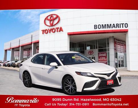 2024 Toyota Camry SE