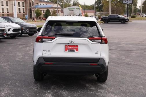 2024 Toyota RAV4 LE
