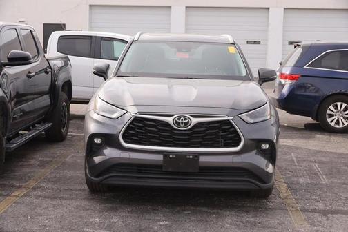 2024 Toyota Highlander XLE