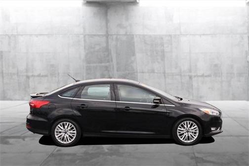 2017 Ford Focus Titanium