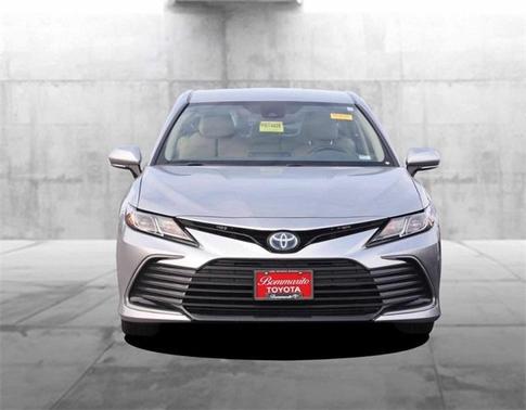 2021 Toyota Camry Hybrid LE