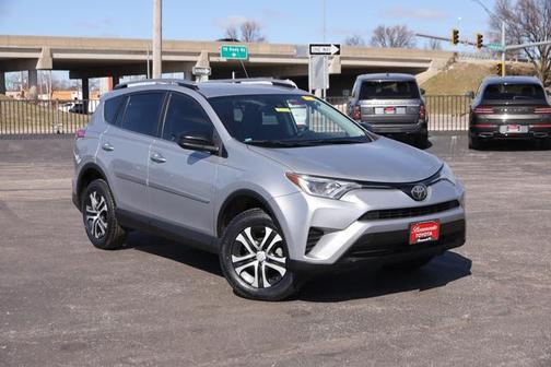 Silver Sky Metallic 2018 Toyota RAV4 LE