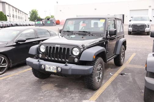 Black Clearcoat 2016 Jeep Wrangler Rubicon