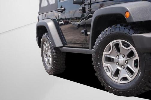 Black Clearcoat 2016 Jeep Wrangler Rubicon