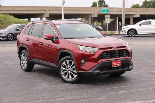 2021 Toyota RAV4 XLE Premium