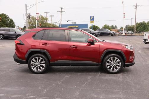 2021 Toyota RAV4 XLE Premium