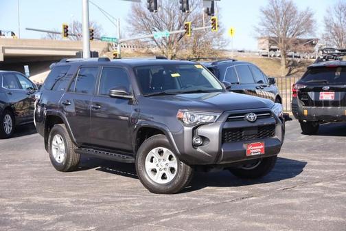 2023 Toyota 4Runner SR5