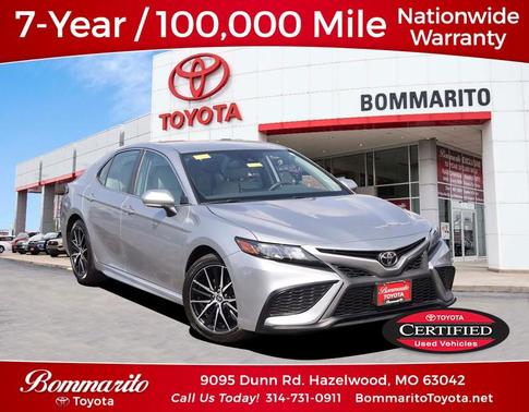 2022 Toyota Camry SE