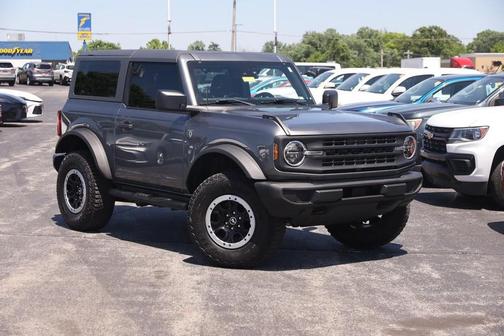 Gray Metallic 2022 Ford Bronco Base