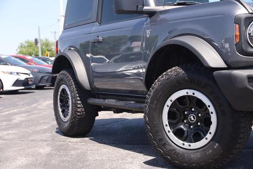 Gray Metallic 2022 Ford Bronco Base