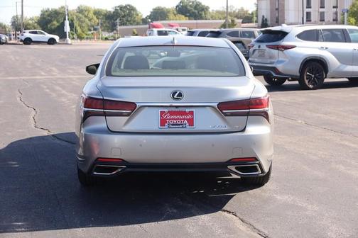 2018 Lexus LS 500 