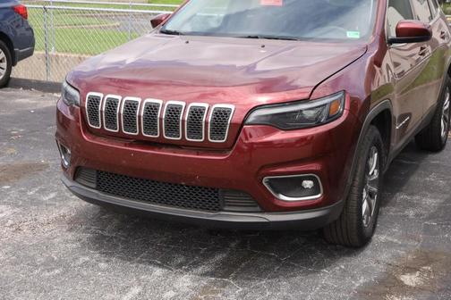 Velvet Red Pearlcoat 2020 Jeep Cherokee Latitude Plus