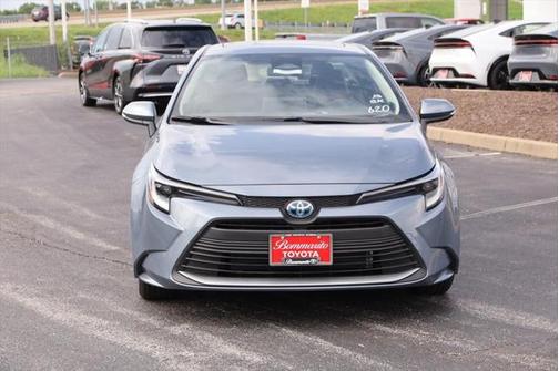 2025 Toyota Corolla Hybrid XLE
