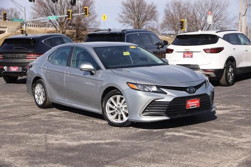 2024 Toyota Camry LE