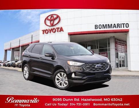 2022 Ford Edge Titanium