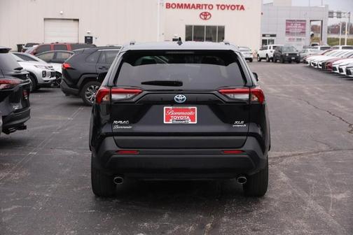 2024 Toyota RAV4 Hybrid XLE