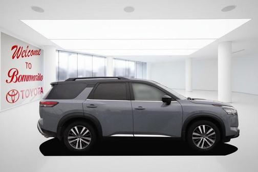 2022 Nissan Pathfinder Platinum 4WD