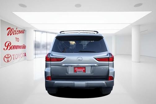 2021 Lexus LX 570 Three-Row