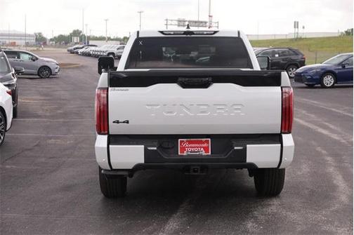 2023 Toyota Tundra Hybrid Platinum