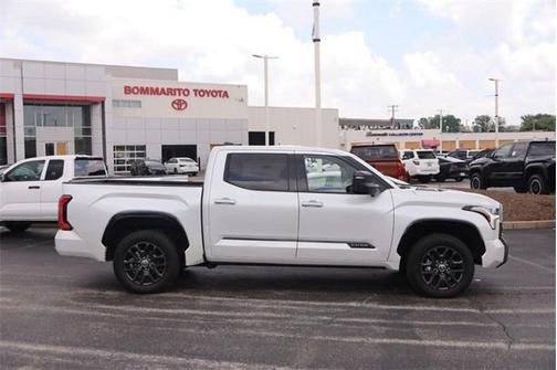 2023 Toyota Tundra Hybrid Platinum