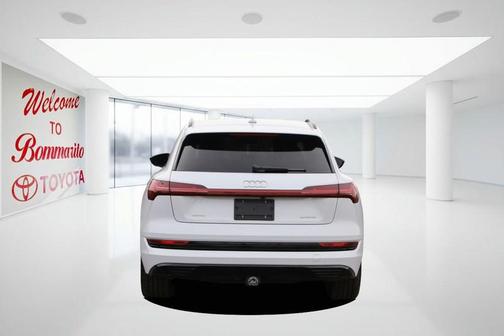 2023 Audi e-tron Premium quattro