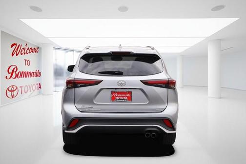 2024 Toyota Highlander XSE