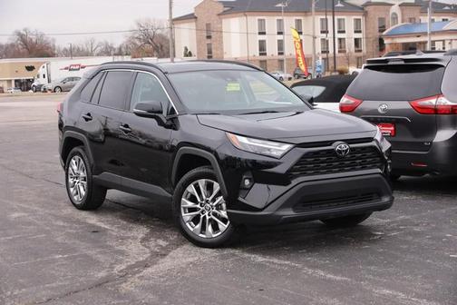 2025 Toyota RAV4 XLE Premium