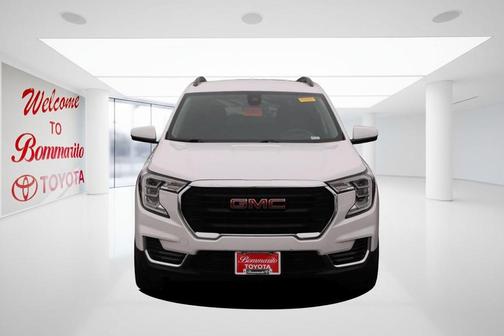 Summit White 2022 GMC Terrain SLE