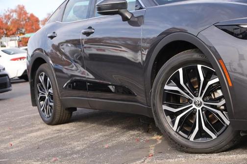 2023 Toyota Crown XLE